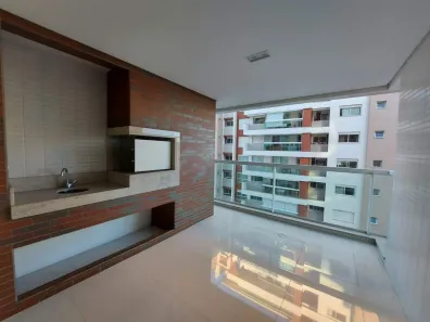 Apartamento com 3 Quartos para alugar, 129m² no Agronômica, Florianópolis
