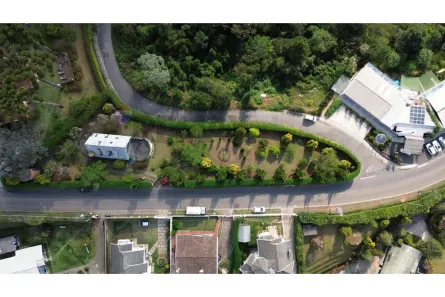 Lote/Terreno à venda, 1700m² no Vila Inglesa, Campos do Jordão