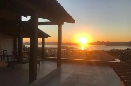 Casa com 6 Quartos à venda, 300m² no Santa Teresa, Rio de Janeiro
