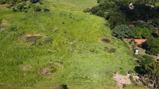Fazenda/Sítio com 1 Quarto à venda, 1m² no Jóquei Clube, Marília