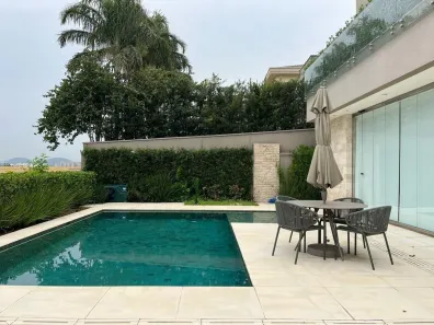 Casa de Condomínio com 4 Quartos para alugar, 640m² no Tamboré, Barueri