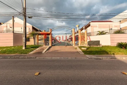 Sobrado com 2 Quartos à venda, 75m² no Boqueirão, Curitiba