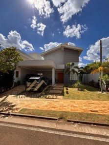 Casa de Condomínio com 3 Quartos à venda, 240m² no Jardim Jockey Clube, São Carlos