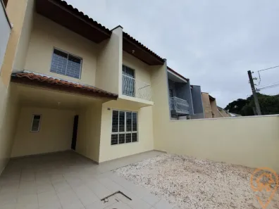 Sobrado com 3 Quartos para alugar, 100m² no Boqueirão, Curitiba