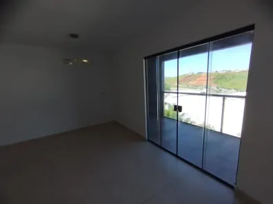 Apartamento com 3 Quartos para alugar, 140m² no Jardim Amália, Volta Redonda