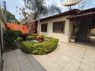 Casa com 3 Quartos à venda, 86m² no Lagoa, Macaé