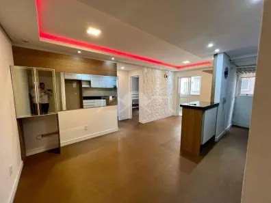 Apartamento com 2 Quartos para alugar, 52m² no Boehmerwald, Joinville