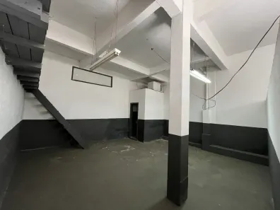 Galpão/Depósito/Armazém à venda, 60m² no Centro, Petrópolis