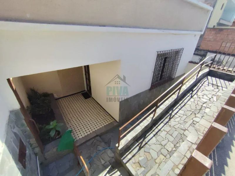 Casa com 2 quartos — Caiçaras, Belo Horizonte