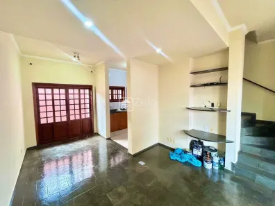 Casa com 2 Quartos para alugar, 120m² no Parque das Universidades, Campinas