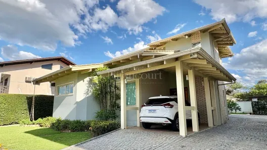 Casa com 3 Quartos à venda, 252m² no Saguaçu, Joinville