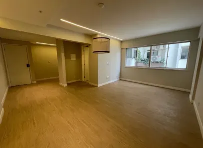 Apartamento com 2 Quartos à venda, 84m² no Setor Bueno, Goiânia