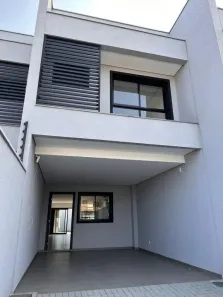 Casa com 3 Quartos à venda, 111m² no Boa Vista, Joinville