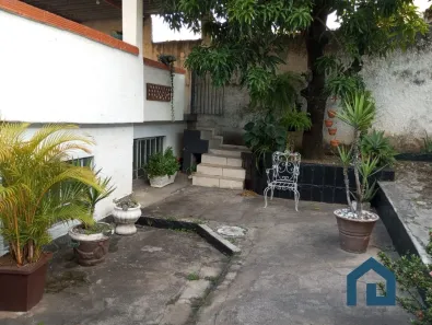 Casa com 3 Quartos à venda, 360m² no Santa Mônica, Belo Horizonte