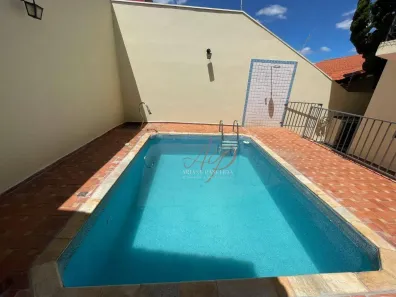 Sobrado com 4 Quartos à venda, 460m² no Jardim Pagliato, Sorocaba