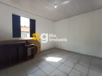 Kitnet para alugar, 18m² no Vila Valqueire, Rio de Janeiro