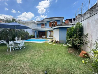 Casa com 4 Quartos à venda, 330m² no Interlagos, São Paulo