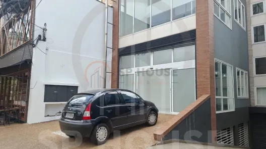 Prédio Comercial para alugar, 686m² no Chácara Santo Antônio (Zona Sul), São Paulo