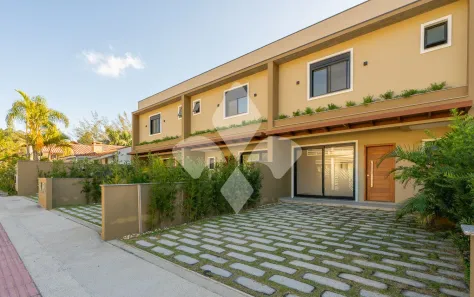 Casa com 3 Quartos à venda, 138m² no Panorâmico, Garopaba