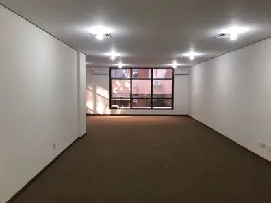 Sala Comercial para alugar, 87m² no Moinhos de Vento, Porto Alegre