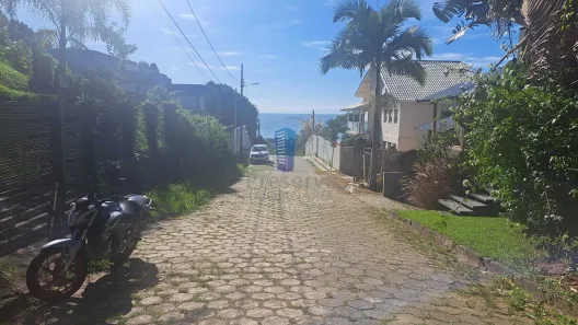 Lote/Terreno à venda, 243m² no Cabeçudas, Itajaí
