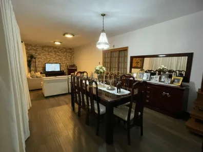 Casa com 5 Quartos à venda, 270m² no Jardim Petrópolis, São Paulo