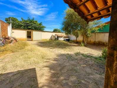 Casa com 2 Quartos à venda, 90m² no Morada dos Pássaros, Aparecida de Goiânia