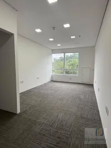 Sala Comercial para alugar, 39m² no Tamboré, Santana de Parnaíba