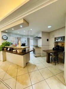 Casa de Condomínio com 3 Quartos à venda, 219m² no Roncáglia, Valinhos