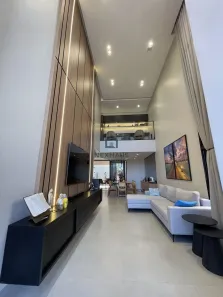 Casa de Condomínio com 4 Quartos à venda, 278m² no Jardins Capri, Senador Canedo