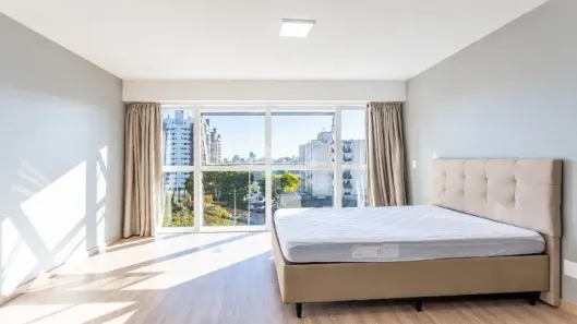 Apartamento com 1 Quarto para alugar, 30m² no Vila Ipiranga, Porto Alegre