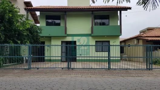Imóvel Comercial com 9 Quartos à venda, 369m² no Centro, Bombinhas