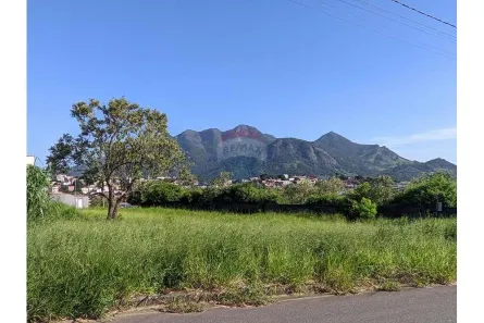 Lote/Terreno à venda, 200m² no Jardim da Serra, Serra