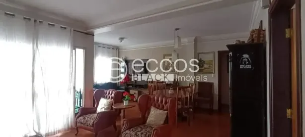Apartamento com 3 Quartos à venda, 95m² no Fabrício, Uberaba