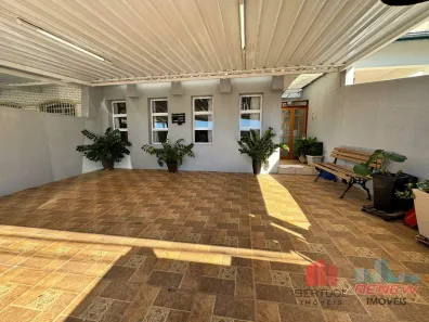 Casa com 3 Quartos à venda, 176m² no Santa Rosa, Vinhedo
