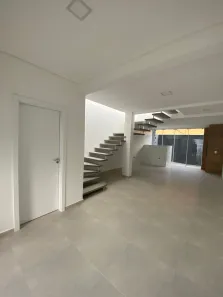 Sobrado com 2 Quartos à venda, 110m² no Itacolomi, Balneário Piçarras