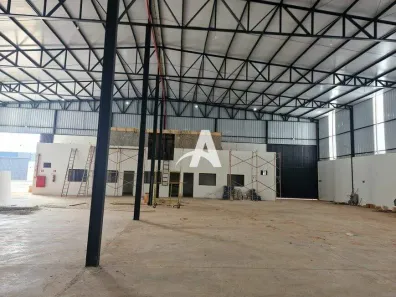 Galpão/Depósito/Armazém para alugar, 1400m² no Loteamento Centro Empresarial Leste III, Uberlândia