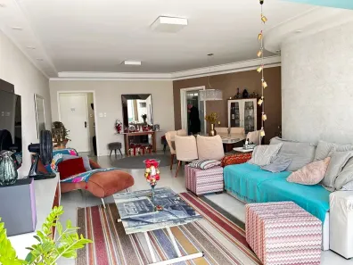 Apartamento com 3 Quartos à venda, 187m² no Gonzaga, Santos