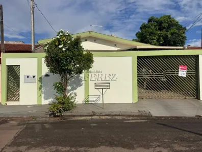 Casa com 6 Quartos à venda, 117m² no Vila Matarazzo, Londrina