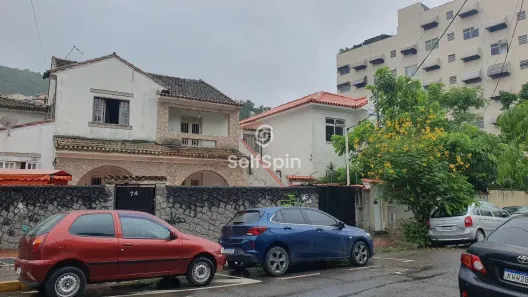 Casa com 3 Quartos para alugar, 270m² no Pe Pequeno, Niterói