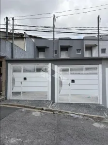 Casa com 2 Quartos à venda, 72m² no Parque Peruche, São Paulo