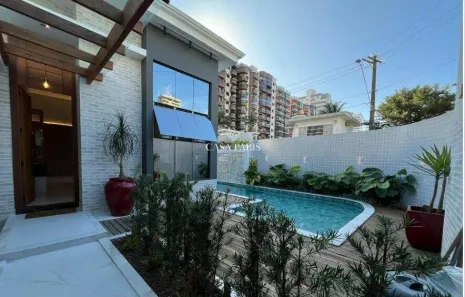 Casa com 3 Quartos à venda, 360m² no Canto do Forte, Praia Grande