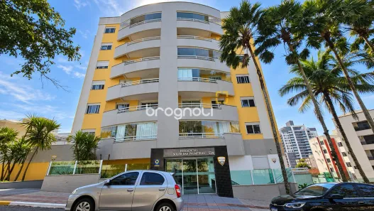 Apartamento com 3 Quartos à venda, 94m² no Canto, Florianópolis
