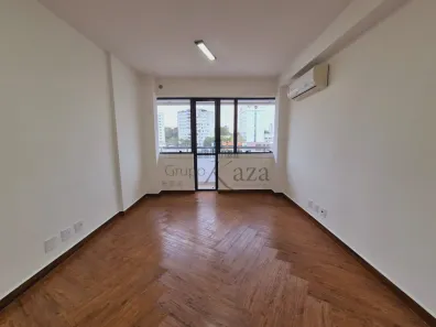 Sala Comercial à venda, 27m² no Jardim São Dimas, São José dos Campos