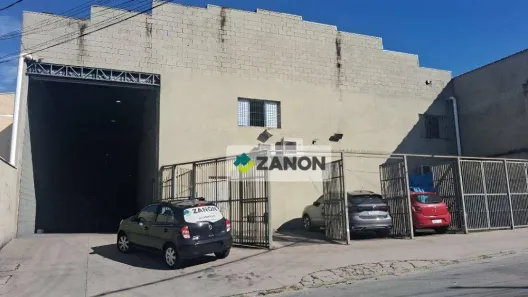 Galpão/Depósito/Armazém à venda, 800m² no Vila Carmosina, São Paulo