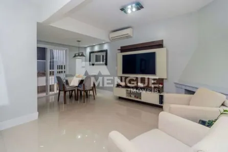 Casa com 3 Quartos à venda, 131m² no Vila Ipiranga, Porto Alegre