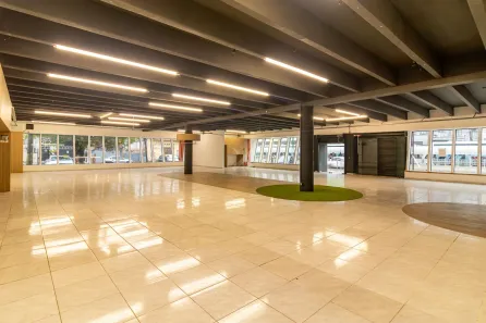 Prédio Comercial para alugar, 1042m² no Floresta, Porto Alegre