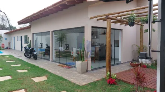 Fazenda/Sítio com 3 Quartos à venda, 250m² no Vale do Igapó, Bauru