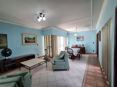 Casa com 4 Quartos à venda, 217m² no Wanel Ville, Sorocaba