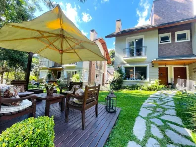 Casa com 3 Quartos para venda ou aluguel, 161m² no Vila Suzana, Canela